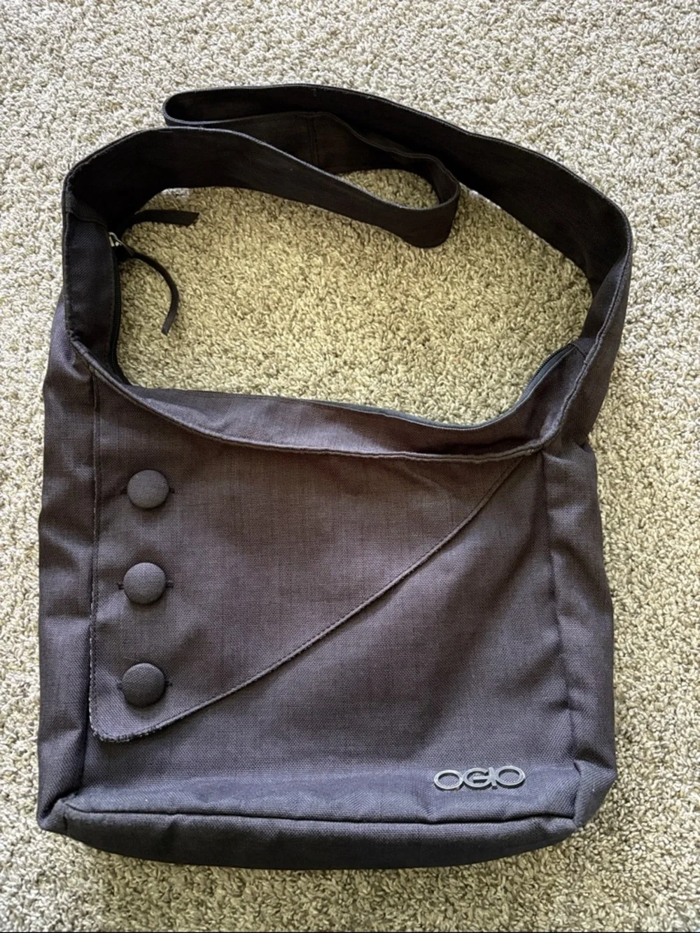 OGIO Brooklyn Crossbody Tablet Bag